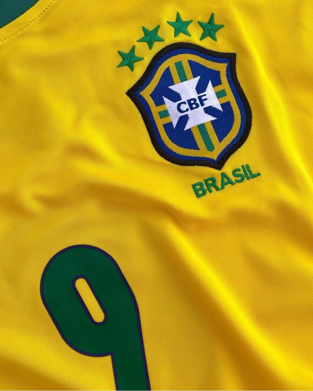 Camisa Retrô Masculina Seleção Brasileira 1998 Ronaldo Nº 9 Home - Reedição Nike - Imagem 5