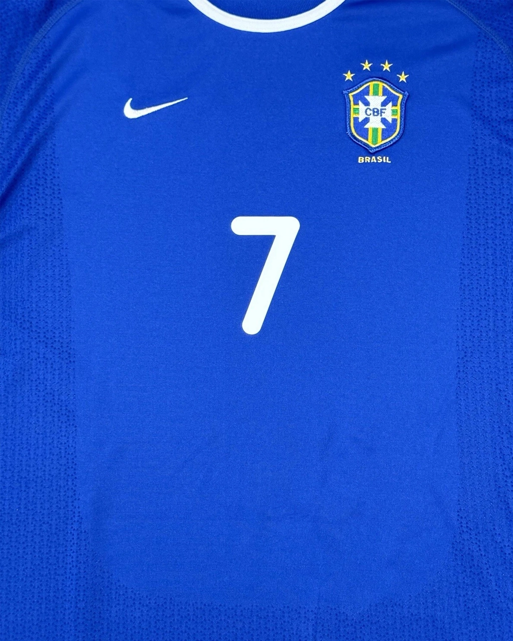 Camisa Retrô Seleção Brasileira 2000/01 Away Nº 7 Ronaldinho Nike Olímpica - Imagem 5