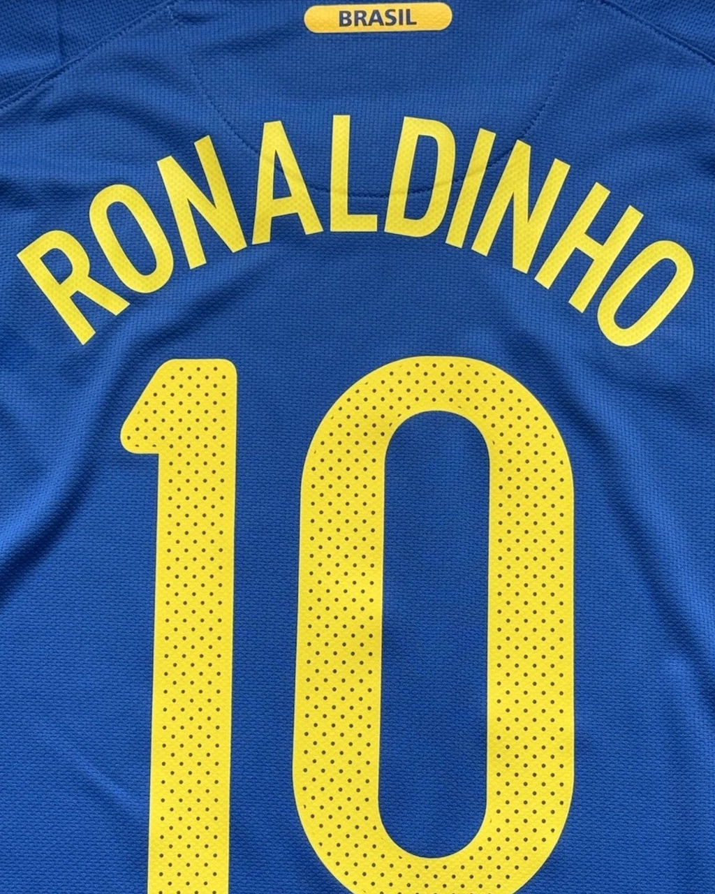 Camisa Seleção Brasileira 2010/11 Away Nº 10 Ronaldinho - Nike - Imagem 9