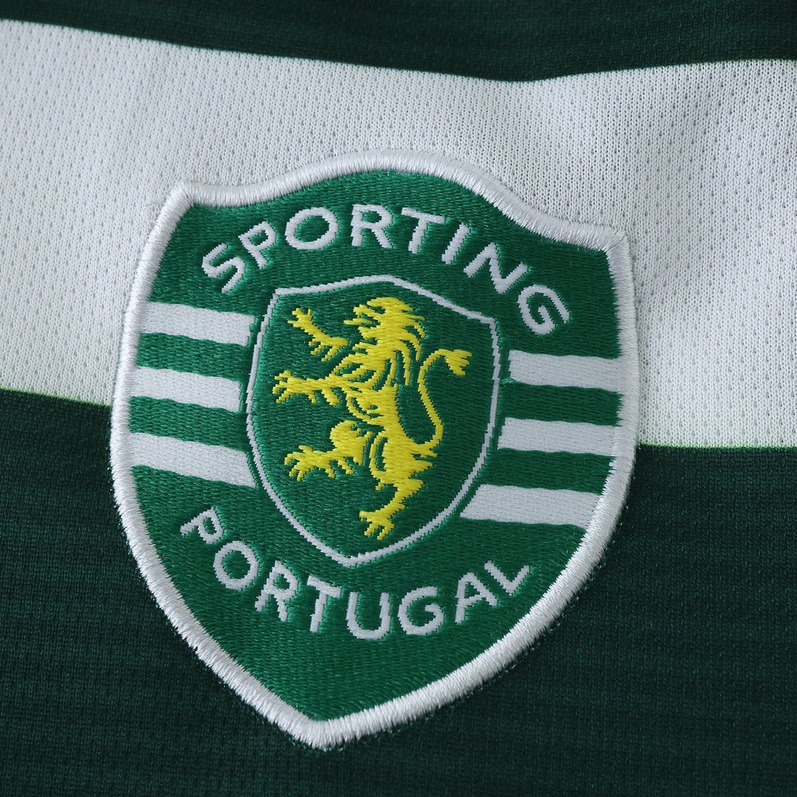 Conjunto Infantil Sporting Lisboa Retrô - Imagem 7