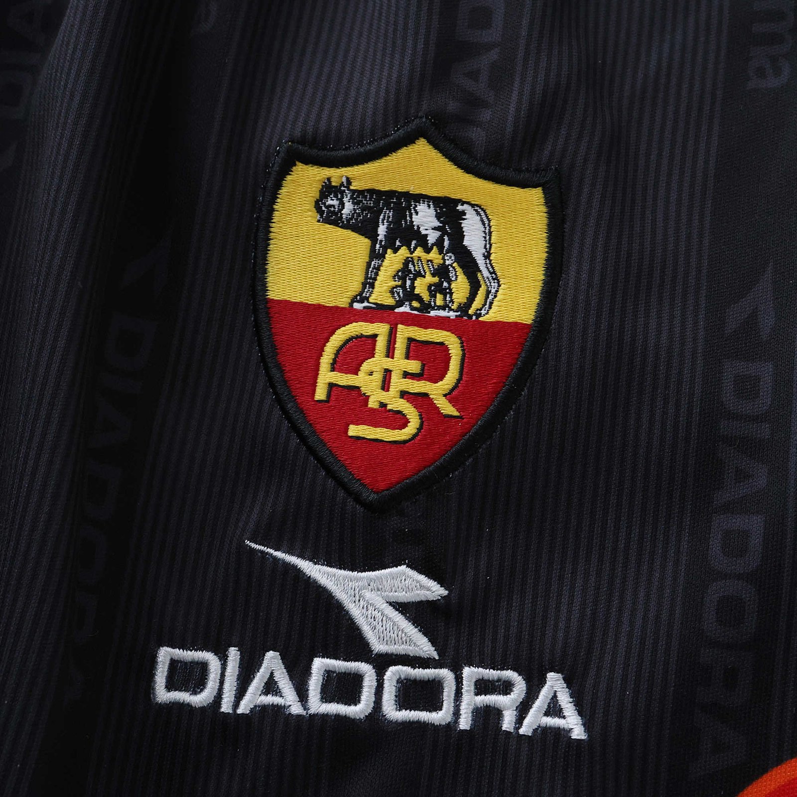 Conjunto Infantil Retrô Roma II 98/99 - Imagem 10