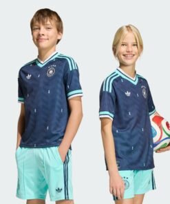 Conjunto Infantil Alemanha 2026/27 II Kit