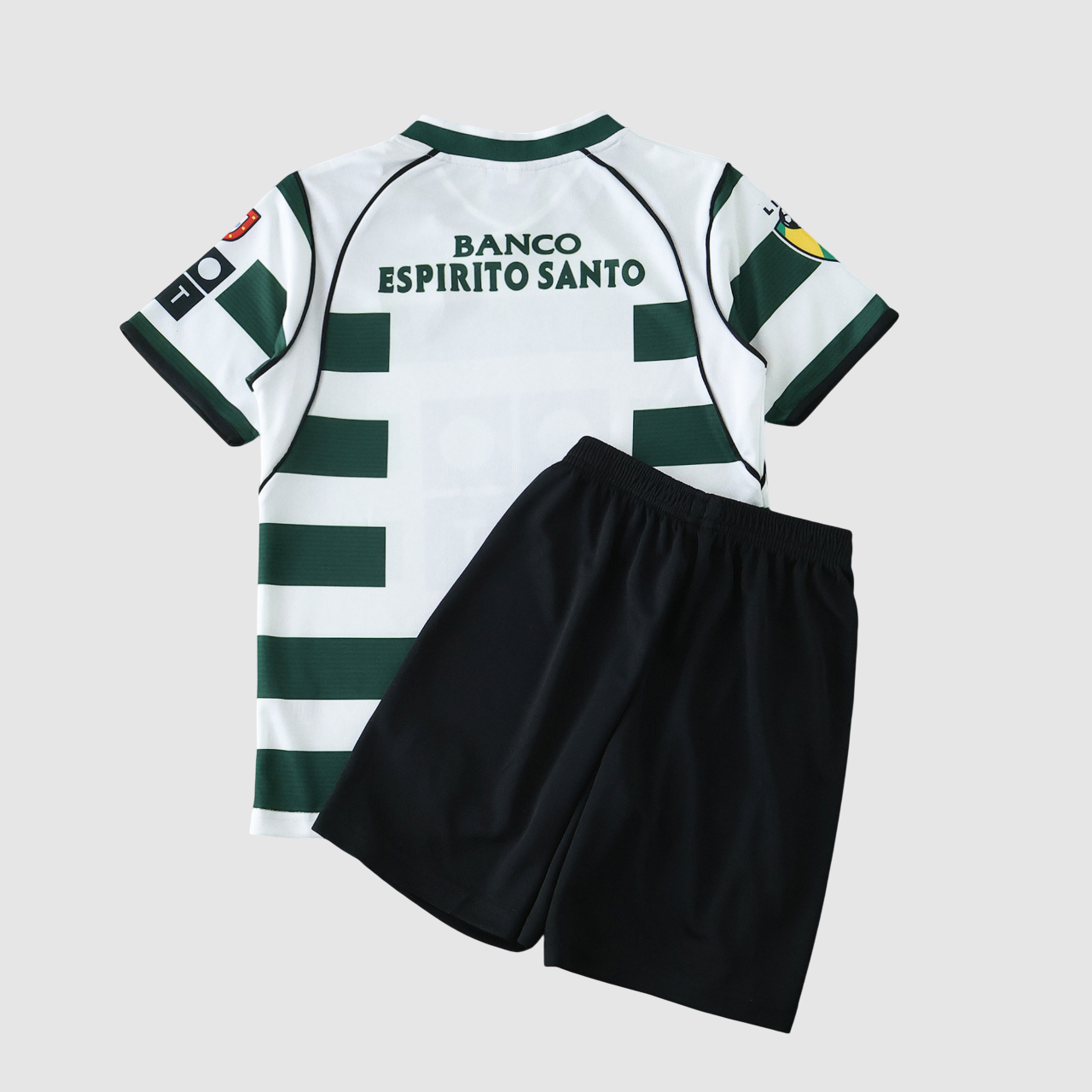 Conjunto Infantil Sporting Lisboa Retrô - Imagem 2