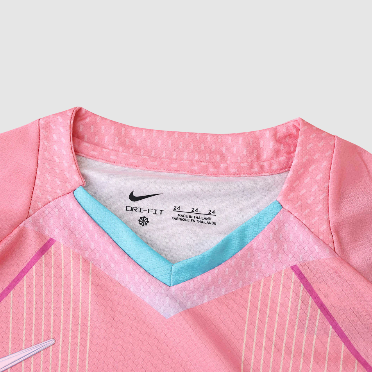 Conjunto Infantil Barcelona Concept Rosa 25/26 - Imagem 3