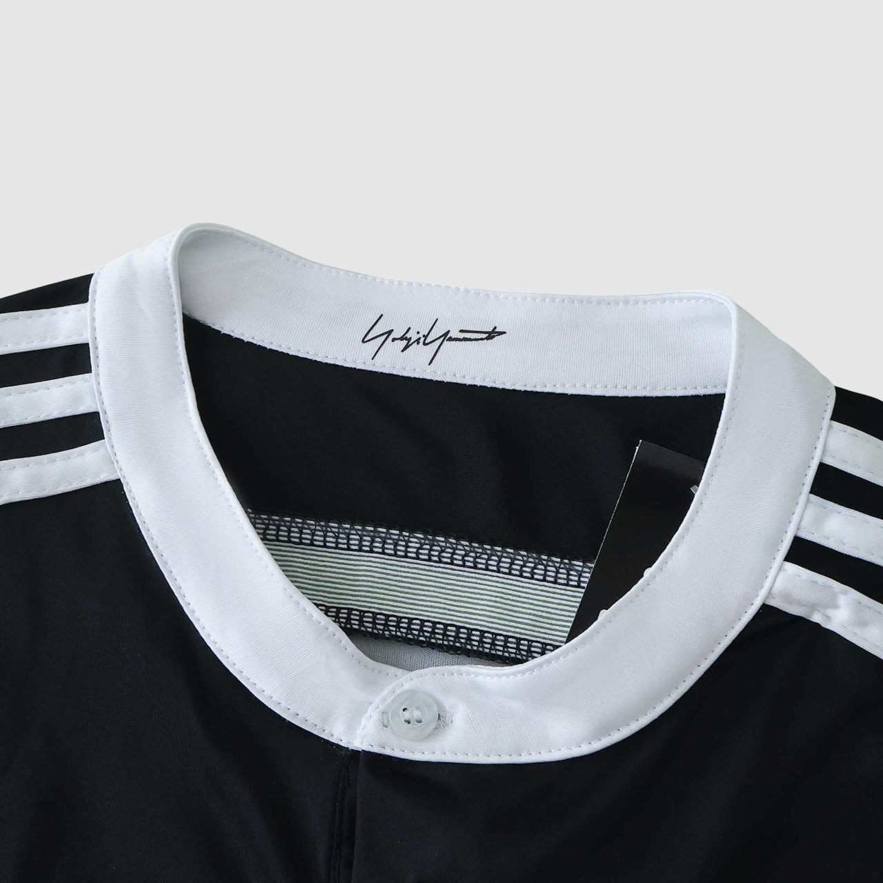 Conjunto Infantil Retrô Real Madrid III 14/15 - Imagem 3