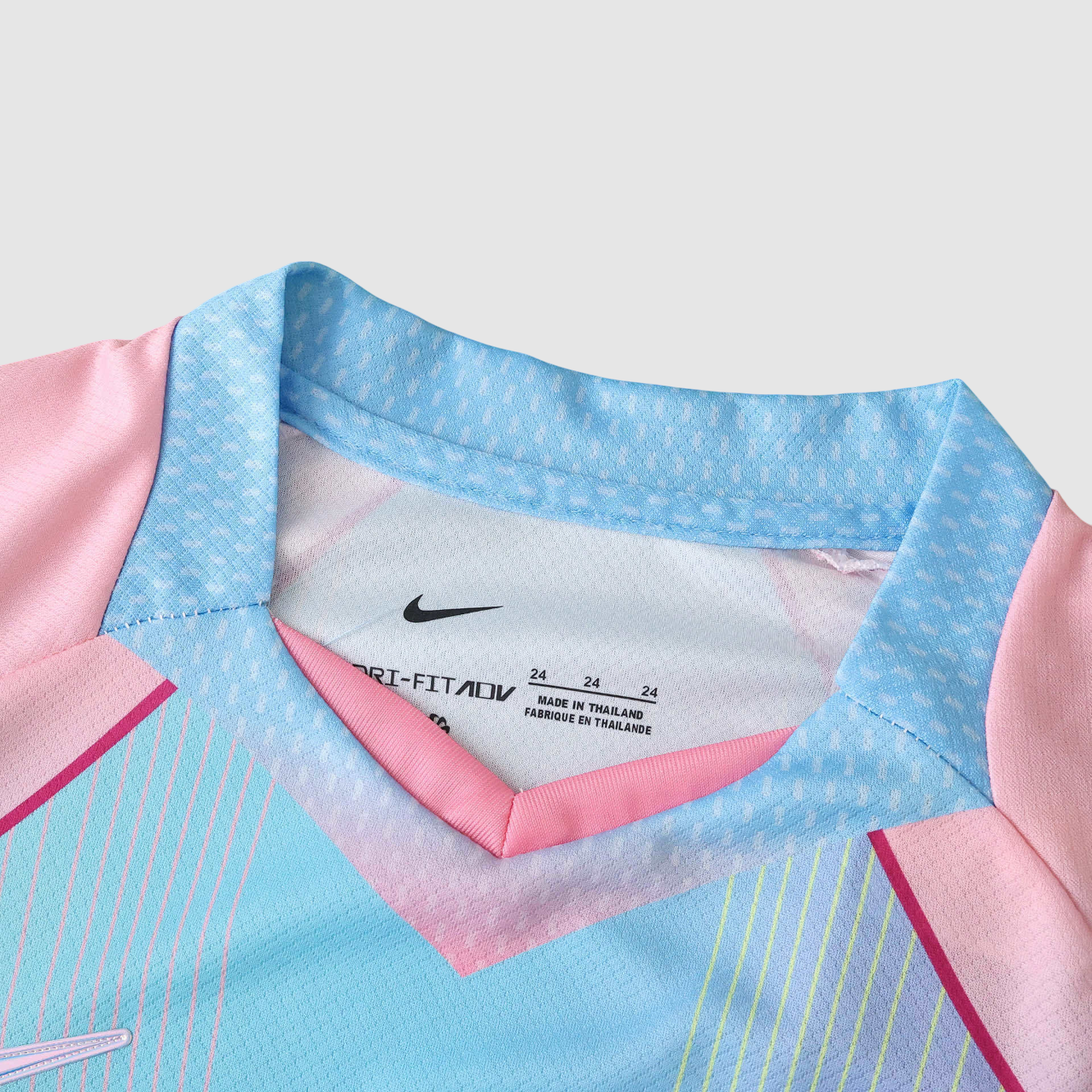 Conjunto Infantil Barcelona Concept Azul 25/26 - Imagem 3