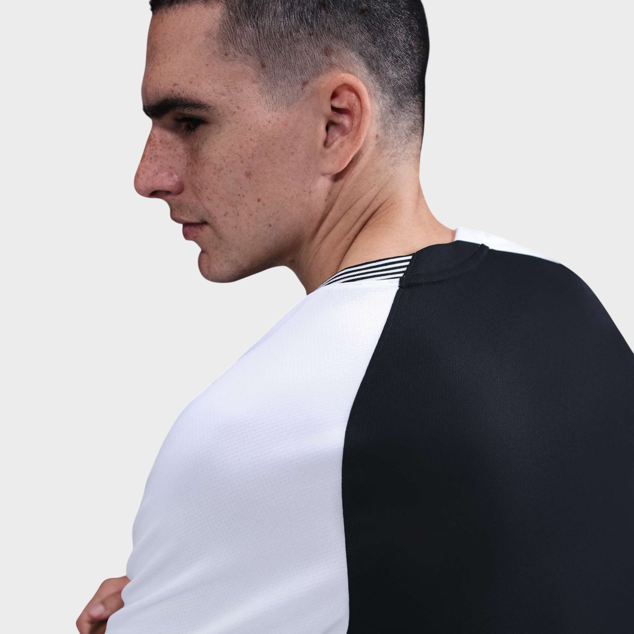 Camisa Corinthians II 25/26 - Torcedor - Preta - Imagem 4