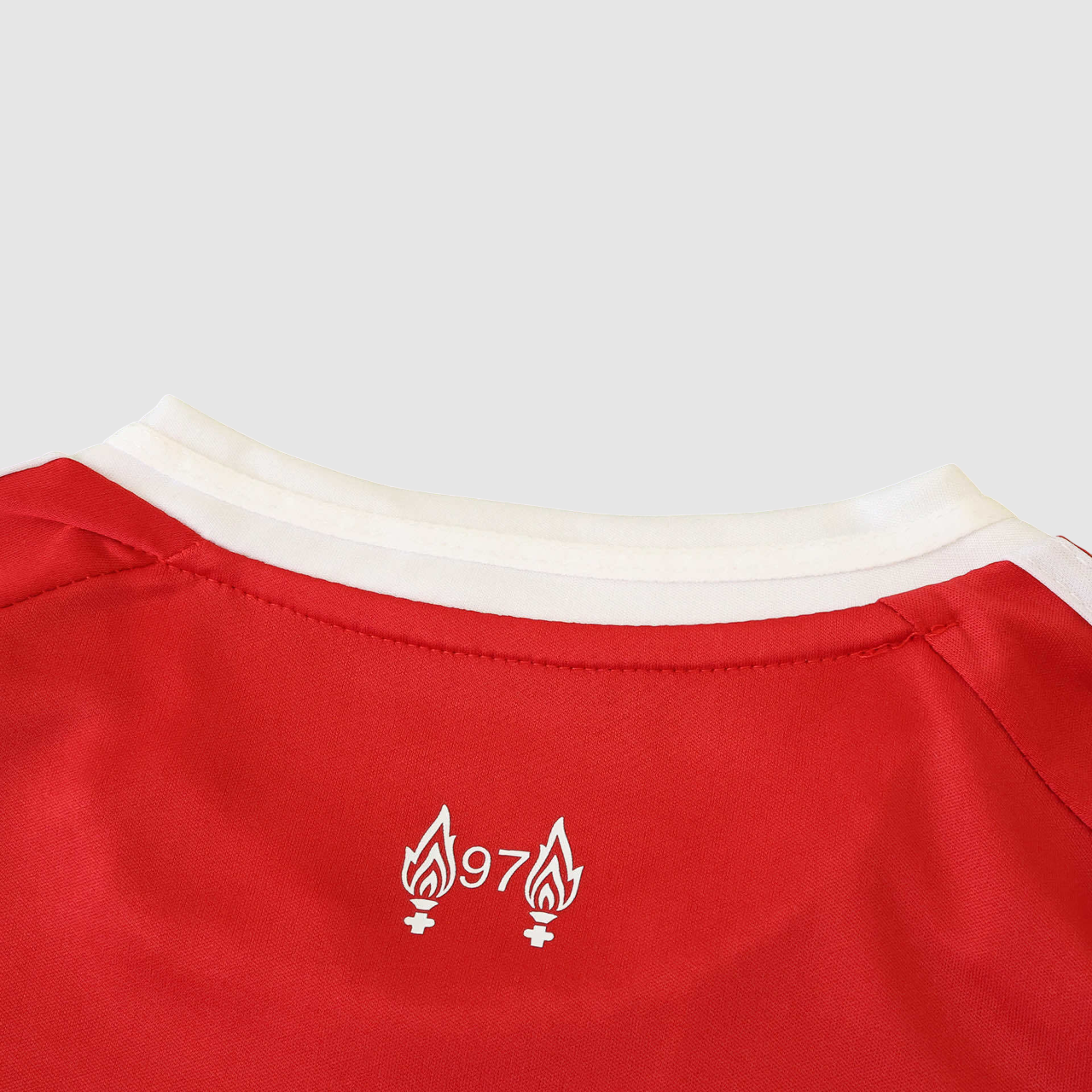 Conjunto Infantil Liverpool I 25/26 - Imagem 4