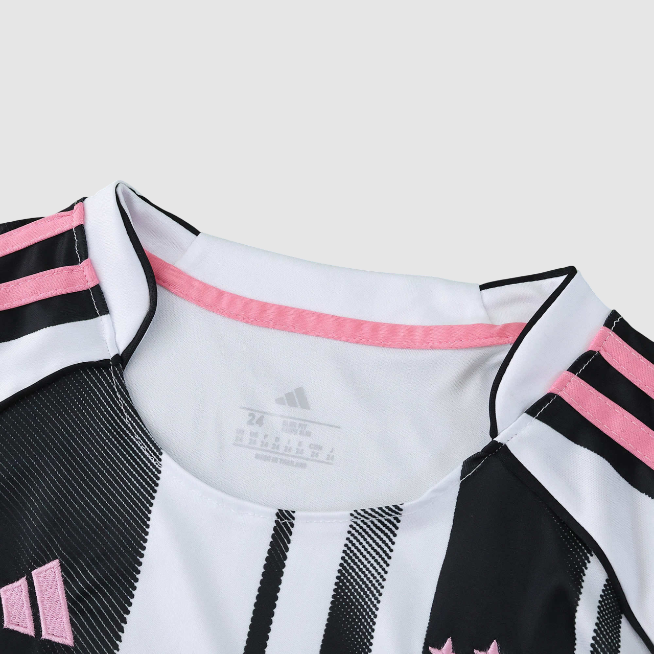 Conjunto Infantil Juventus I 25/26 - Imagem 3