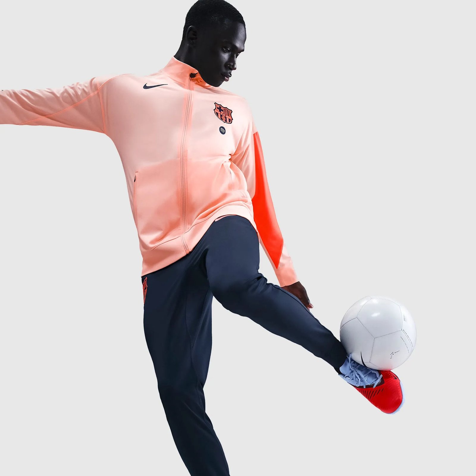 Jaqueta Nike Barcelona 2025/26 Strike - Imagem 4