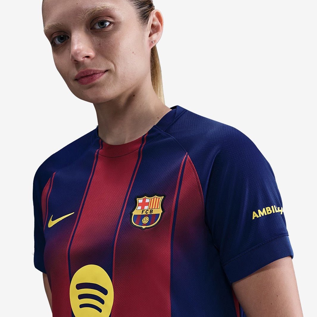 Camisa Feminina Nike Barcelona 2025/26 Torcedor - Imagem 2